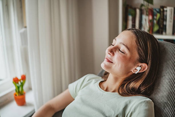 Why AI Translation Earbuds Are Gaining Popularity