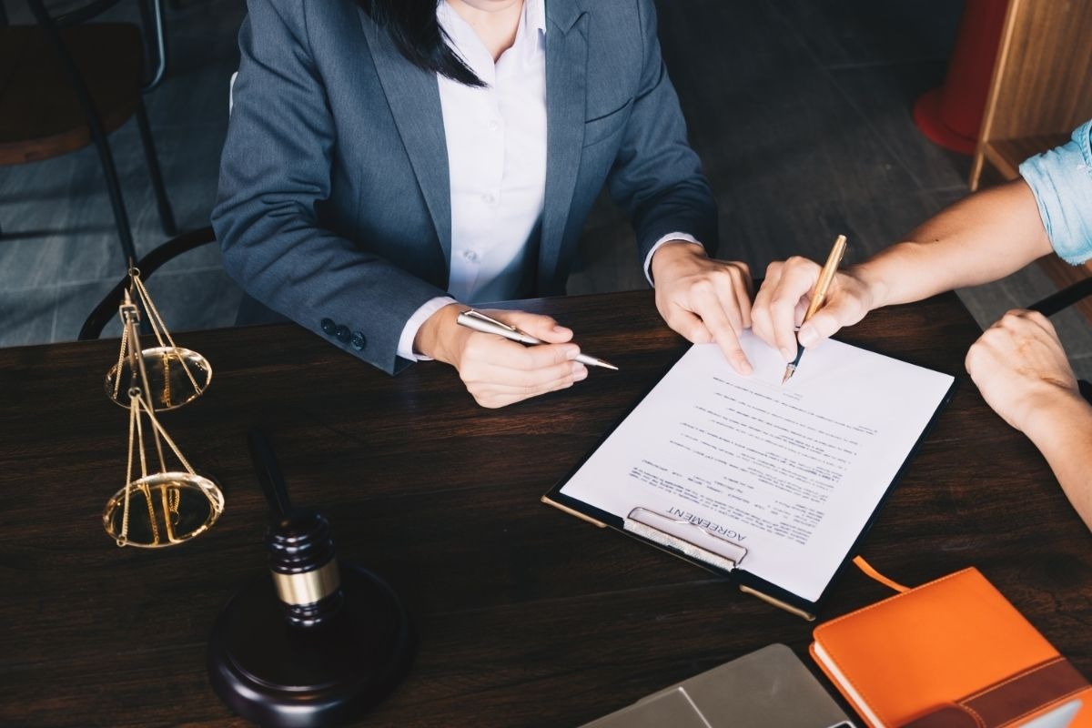 Prepare Essential Patient Documents Through Mobile Notary Services for Convenient Access